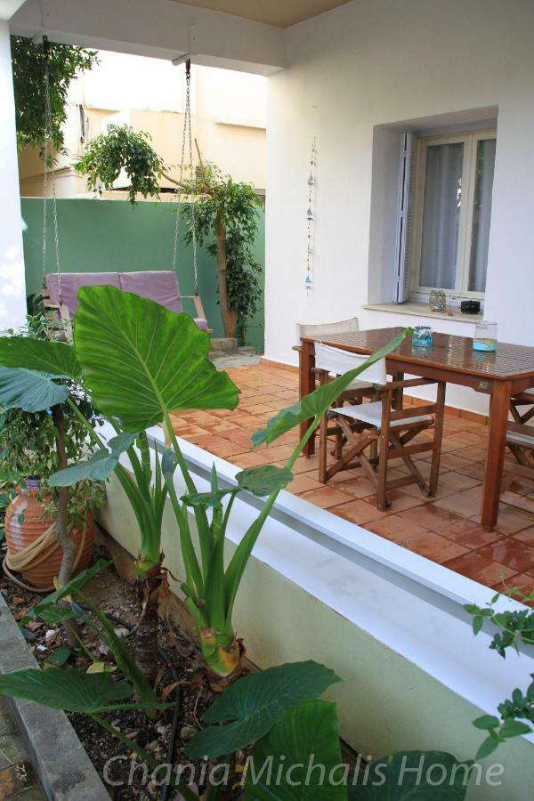 Apartament Zacharoula's *